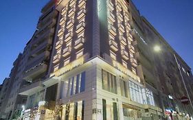 Light Hotel Tirana Exterior photo