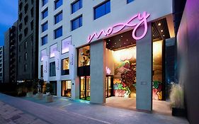 Hotel Moxy Seoul Insadong By Marriott Exterior photo