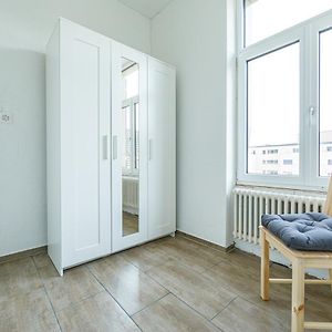 Simple Rooms - Yellow Inn St. Gallen Exterior photo