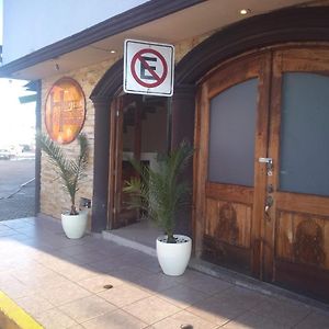 Hotel Boutique Independencia Trojes de San Pablo Exterior photo