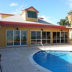 Hotel Augusta Bay Bahamas, Exuma George Town Exterior photo