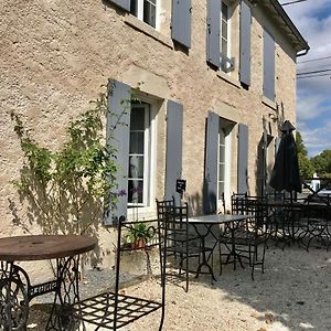 Bed and Breakfast Le Relais D'Aulnay Aulnay  Exterior photo