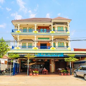 Hotel Le Tonle Kratie Exterior photo