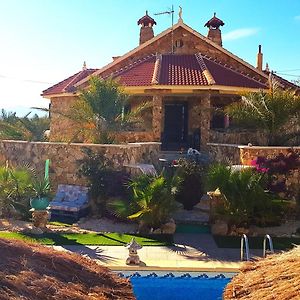 Charming Villa La Mar Albox Exterior photo