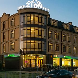 Hotel Zion Krasnodar Exterior photo
