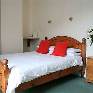 Omalleys Bed And Breakfast Kilkenny Exterior photo
