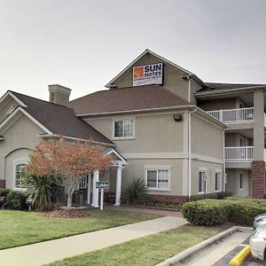 Intown Suites Extended Stay Raleigh Nc - Capital Blvd Exterior photo