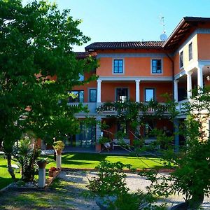 Bed and Breakfast Le Rondini Grions del Torre Exterior photo