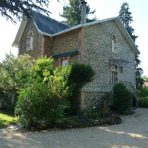 Bed and Breakfast Le Point D'Orgue Pineuilh Exterior photo