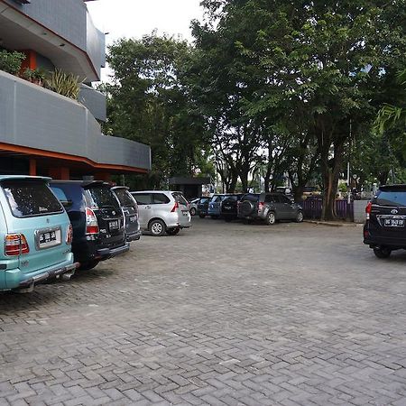 Hotel Bumi Asih Palembang Exteriér fotografie