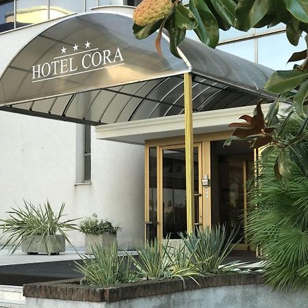 Hotel Cora Carate Brianza Exteriér fotografie