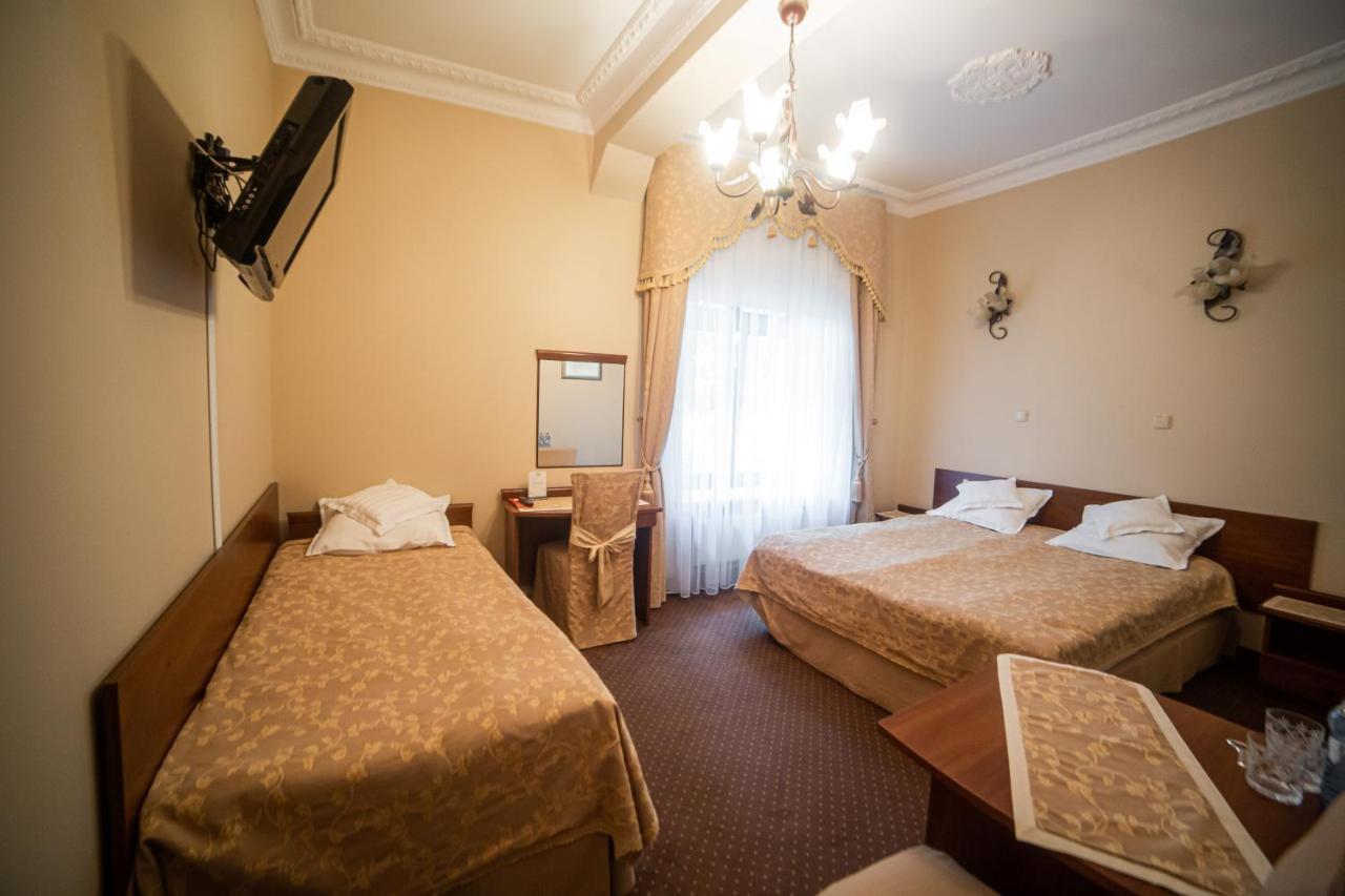 Hotel Zamek Dubiecko Exteriér fotografie