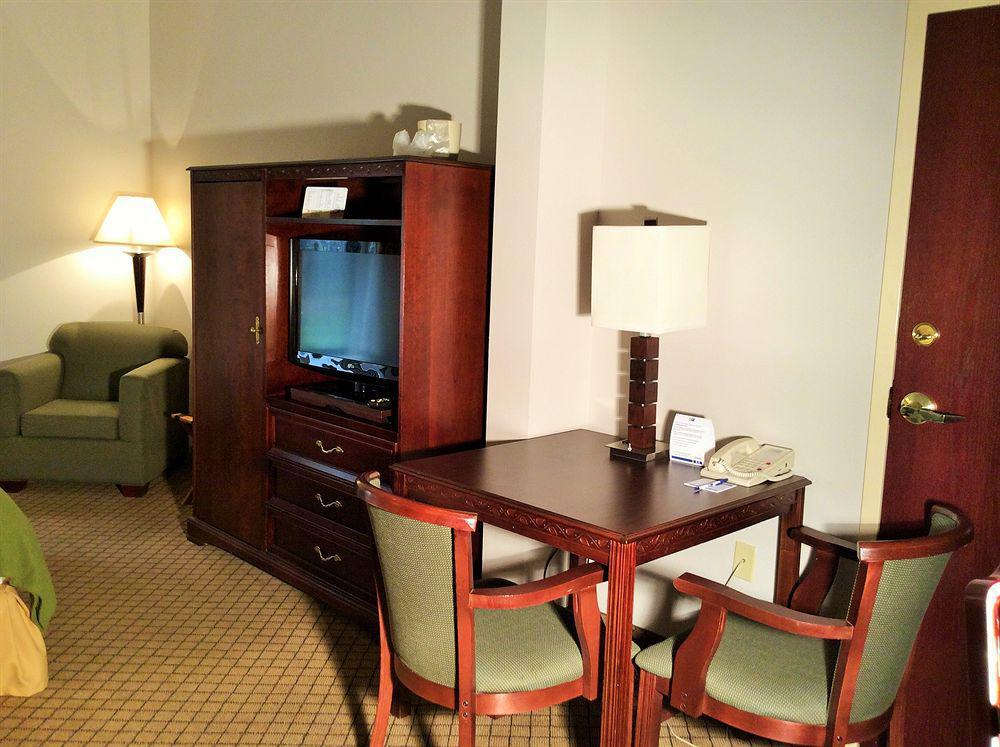 Holiday Inn Express Hotel & Suites Cincinnati Northeast-Milford, An Ihg Hotel Exteriér fotografie