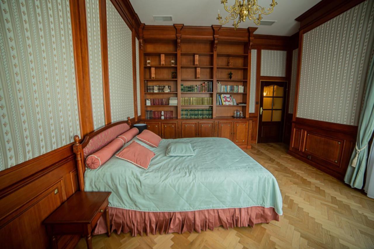 Hotel Zamek Dubiecko Exteriér fotografie