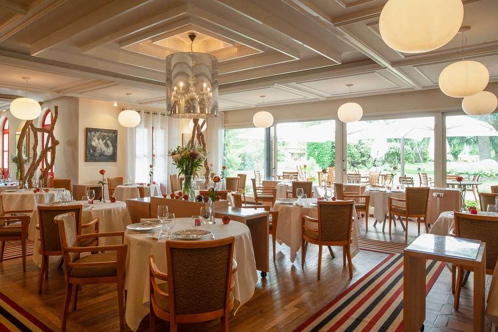 Hotel Le Manoir Du Lys, The Originals Relais Bagnoles de l'Orne Normandie Restaurace fotografie