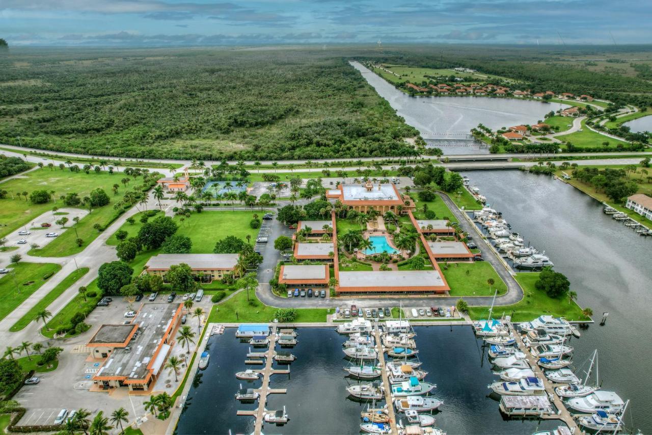Port Of The Islands Everglades Adventure Resort Exteriér fotografie