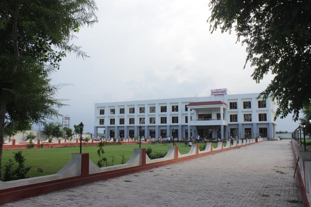 Geetanjali Hotel & Motel Bharatpur Exteriér fotografie