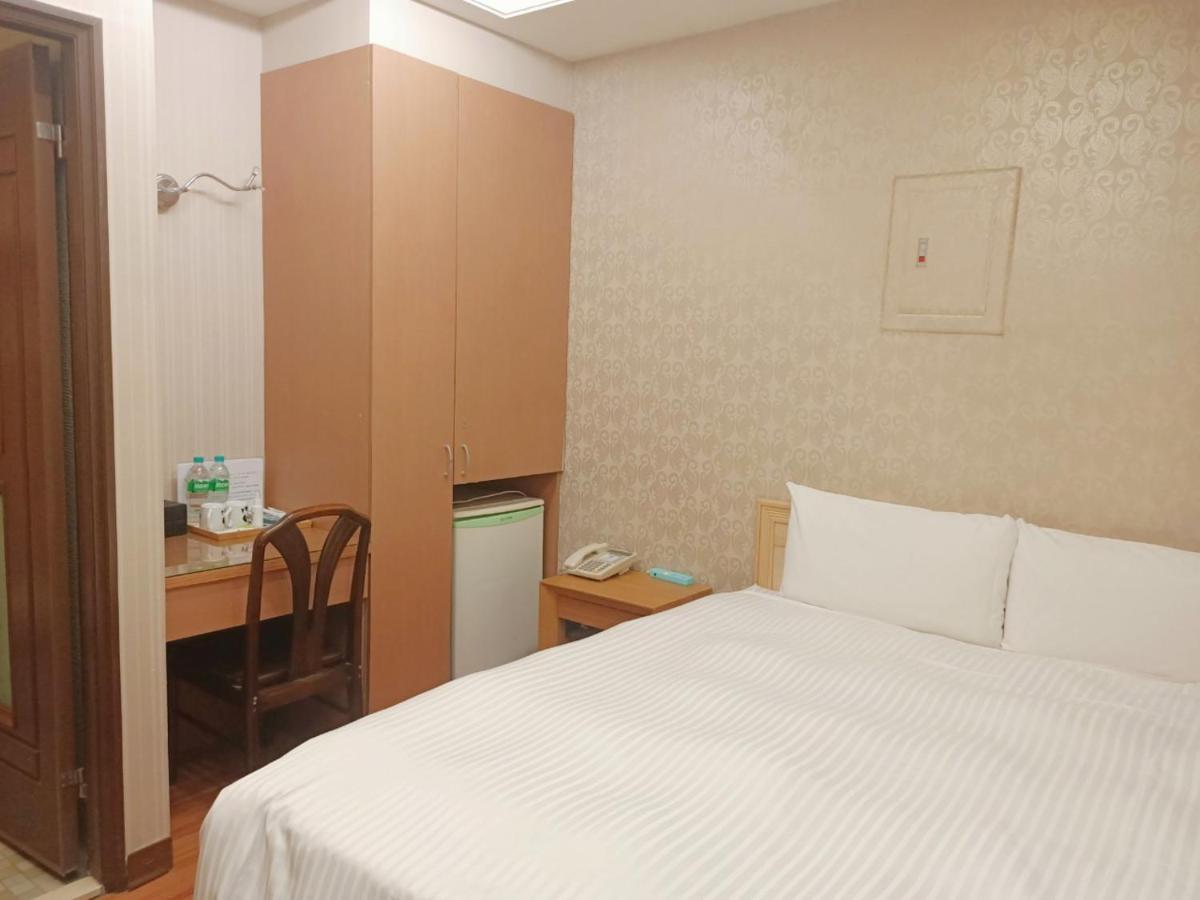 Hotel Tianmu Star Urban Living Tchaj-pej Exteriér fotografie