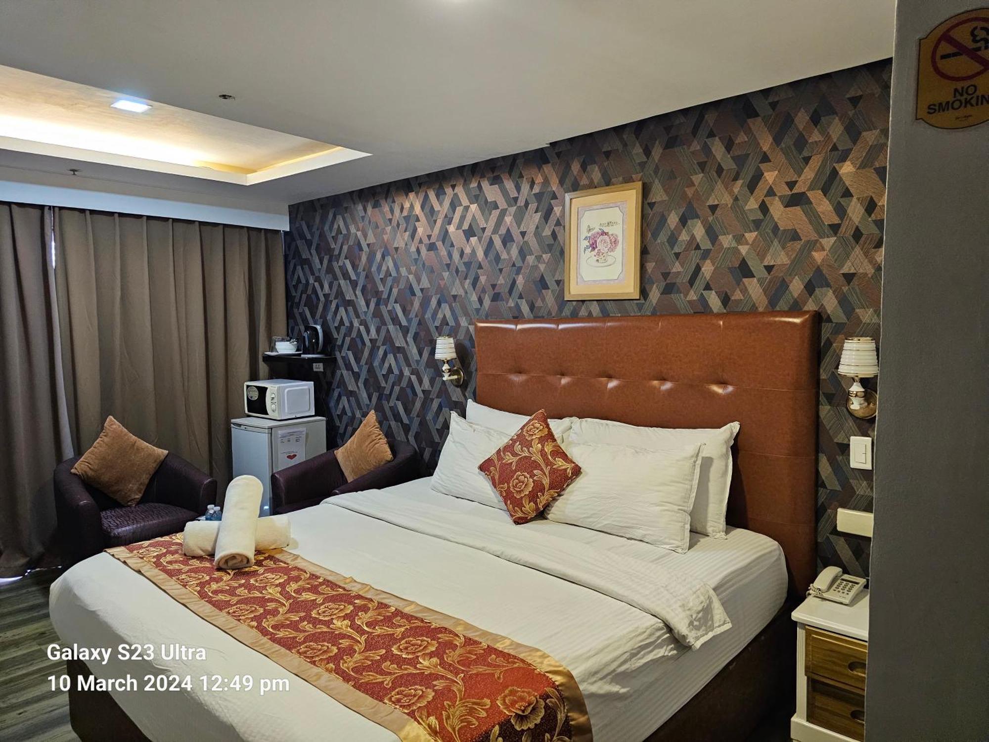 Jmm Grand Suites Manila Exteriér fotografie