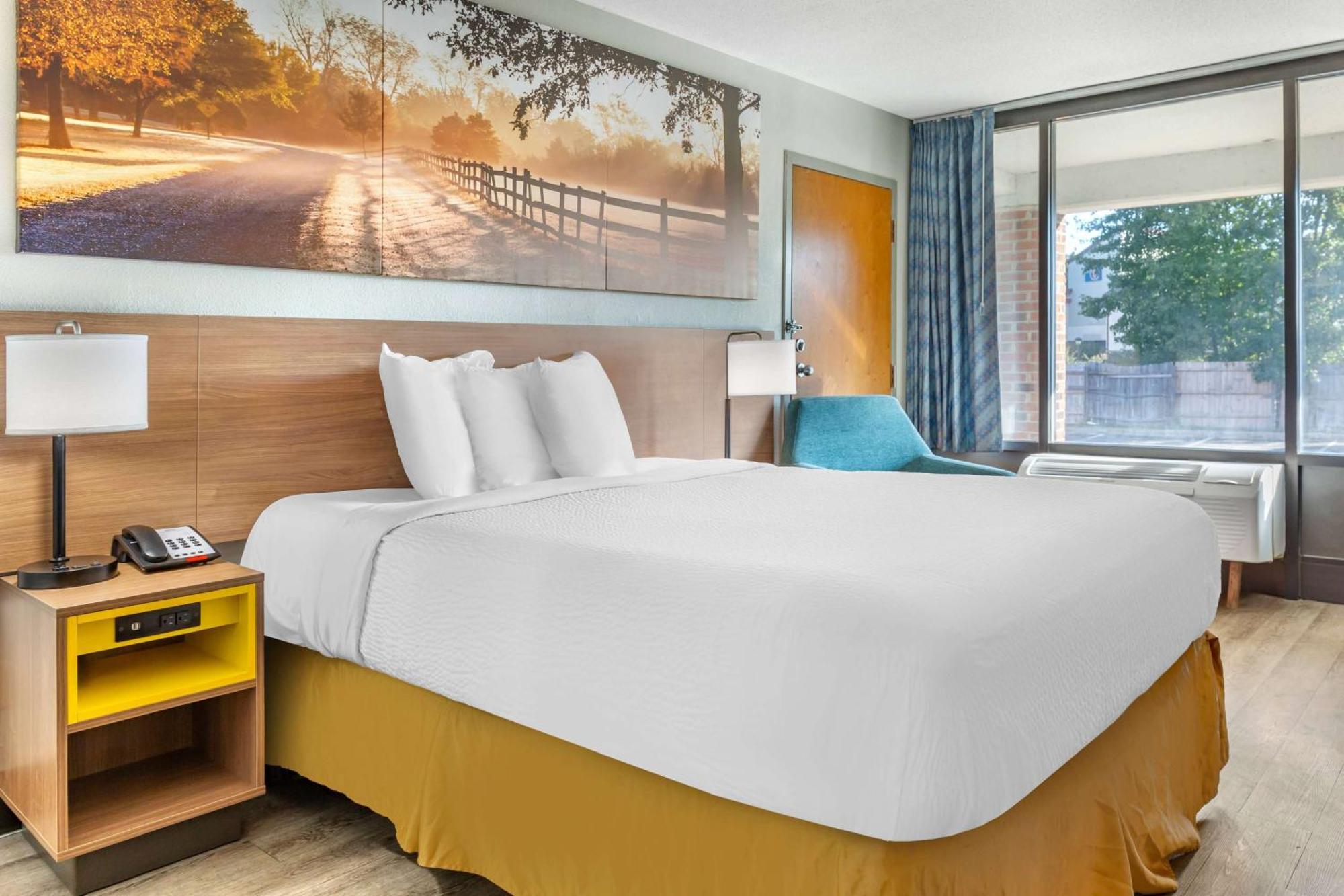 Days Inn & Suites By Wyndham Rocky Mount Golden East Exteriér fotografie