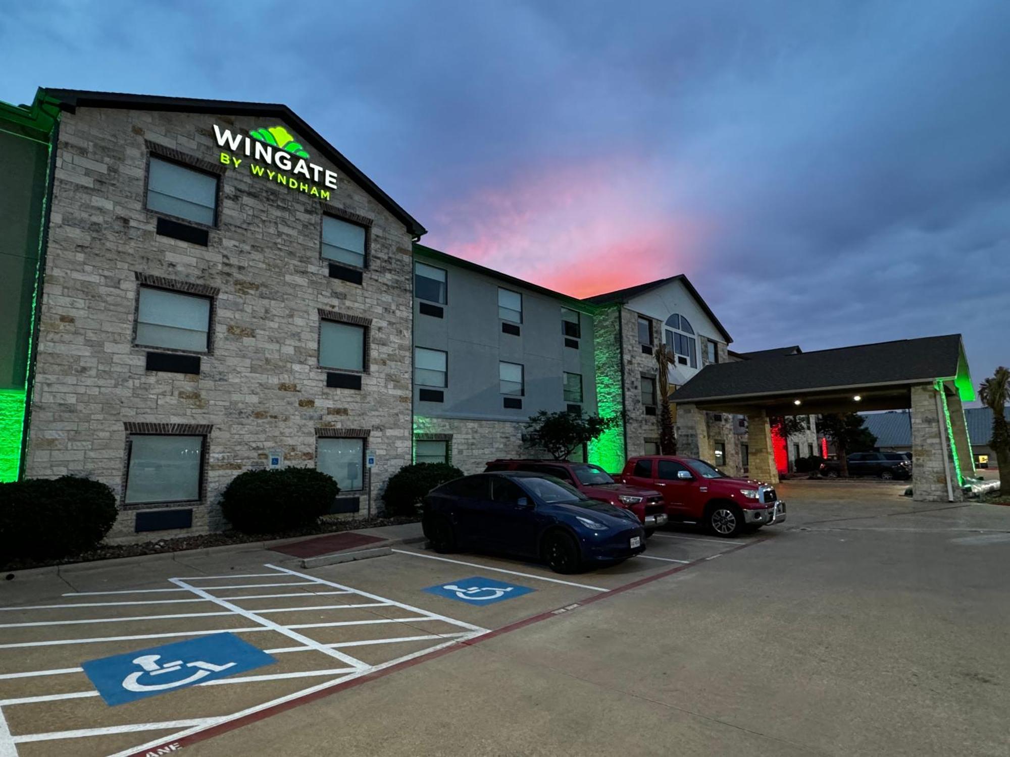 Hotel Wingate By Wyndham College Station Tx Exteriér fotografie