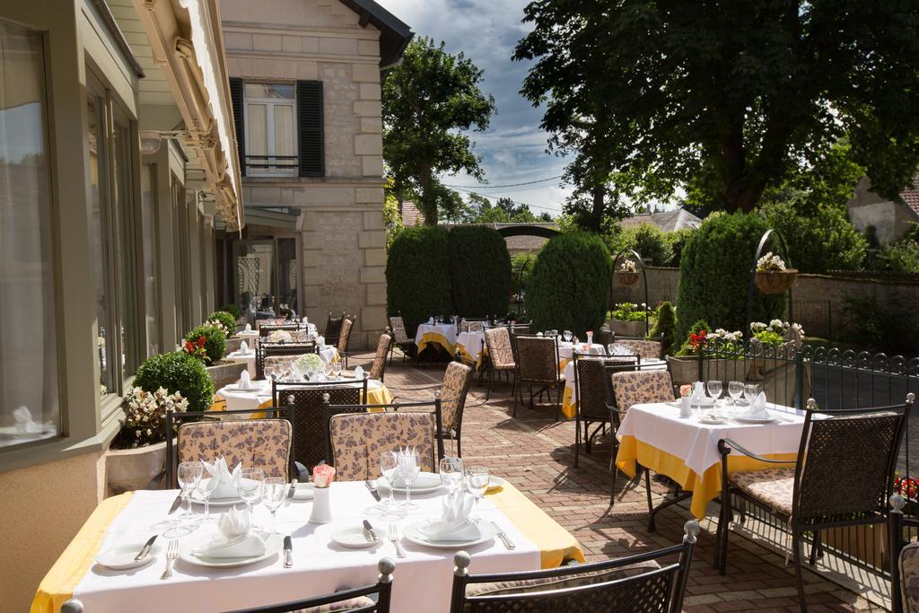Hotel & Restaurant Le Relais D'Aumale Orry-La-Ville Exteriér fotografie
