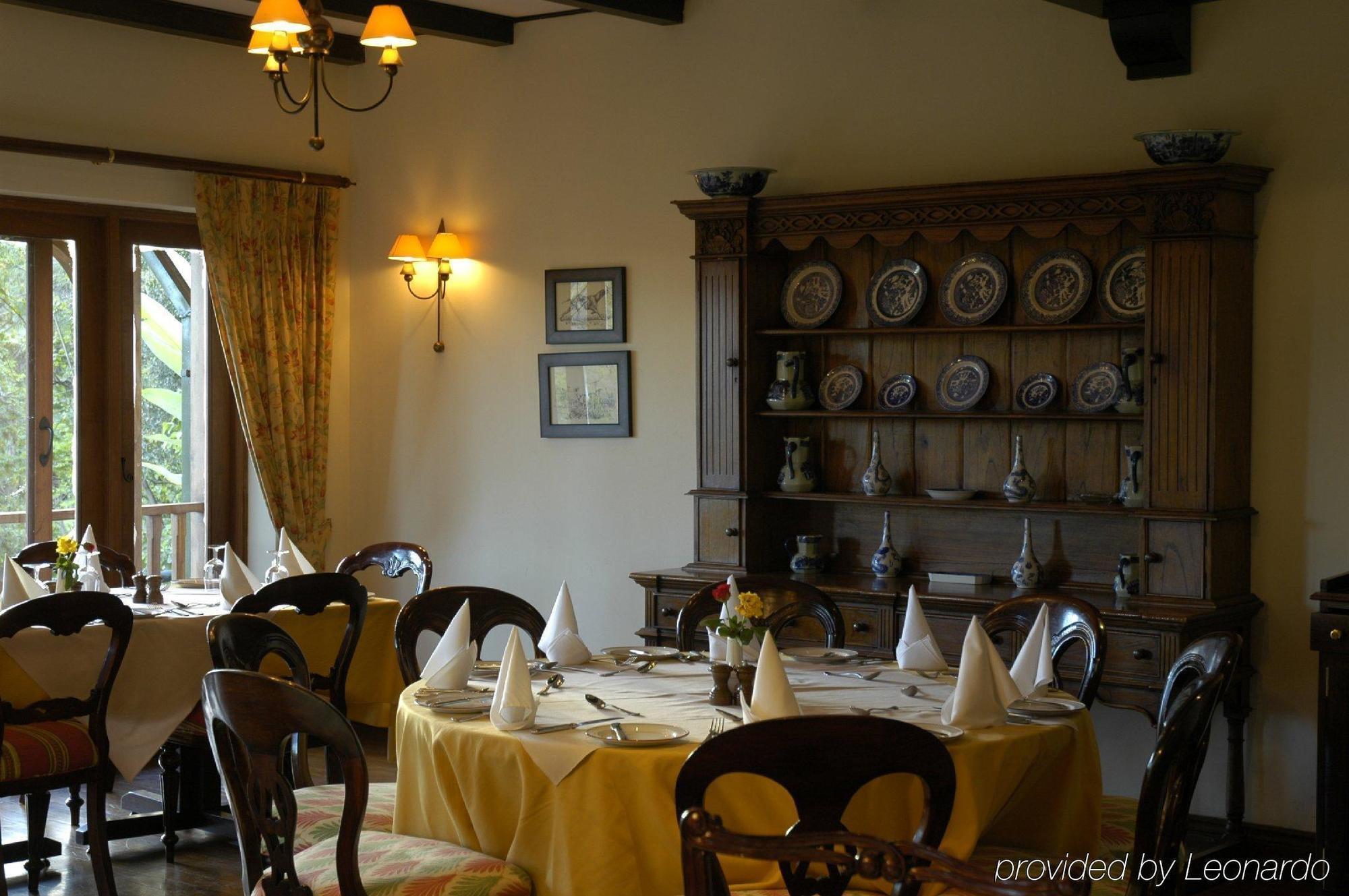 Arusha Serena Hotel Resort & Spa Restaurace fotografie