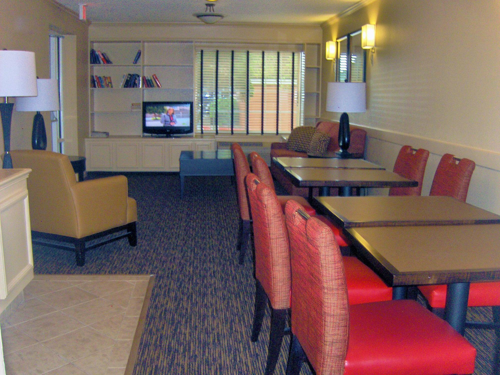 Extended Stay America Suites - Atlanta - Marietta - Powers Ferry Rd Exteriér fotografie