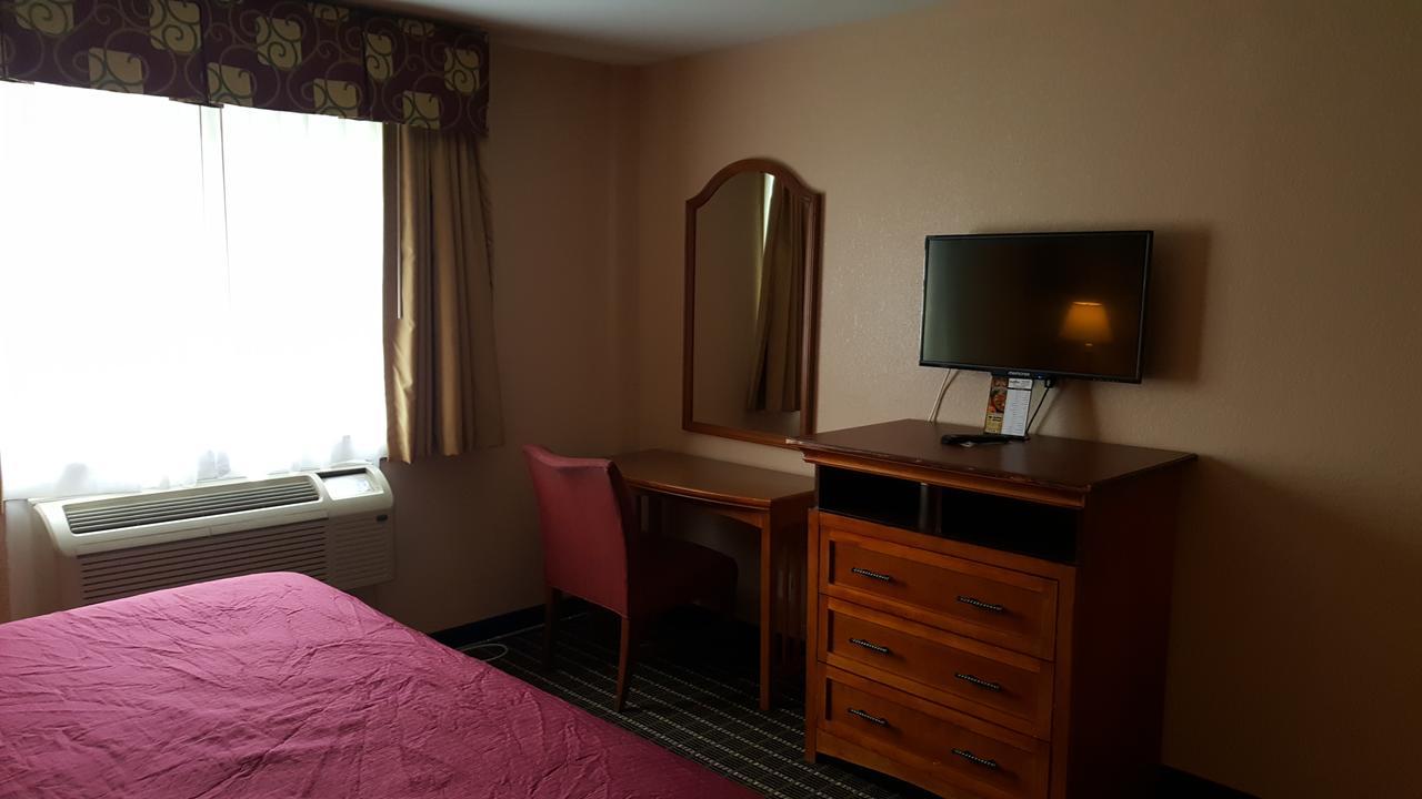 Budgetel Inn And Suites - Glen Ellyn Exteriér fotografie