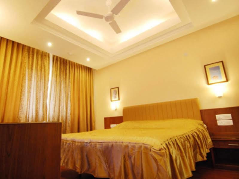 Hotel Deepa Comforts Mangalúr Exteriér fotografie