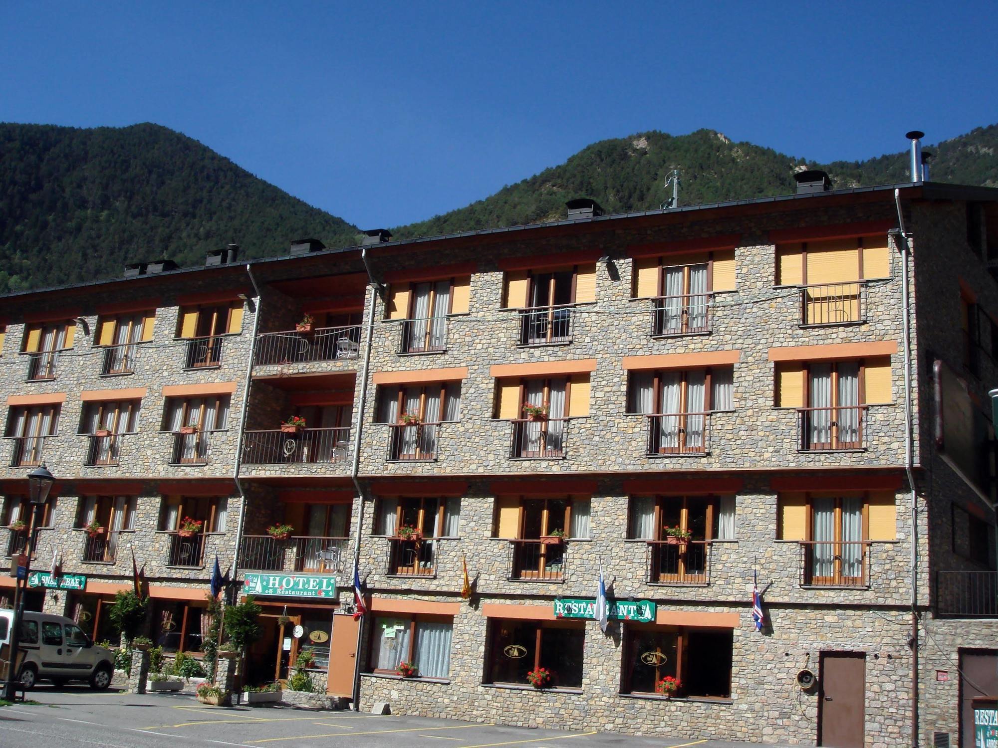 Hotel Antic La Cortinada Exteriér fotografie