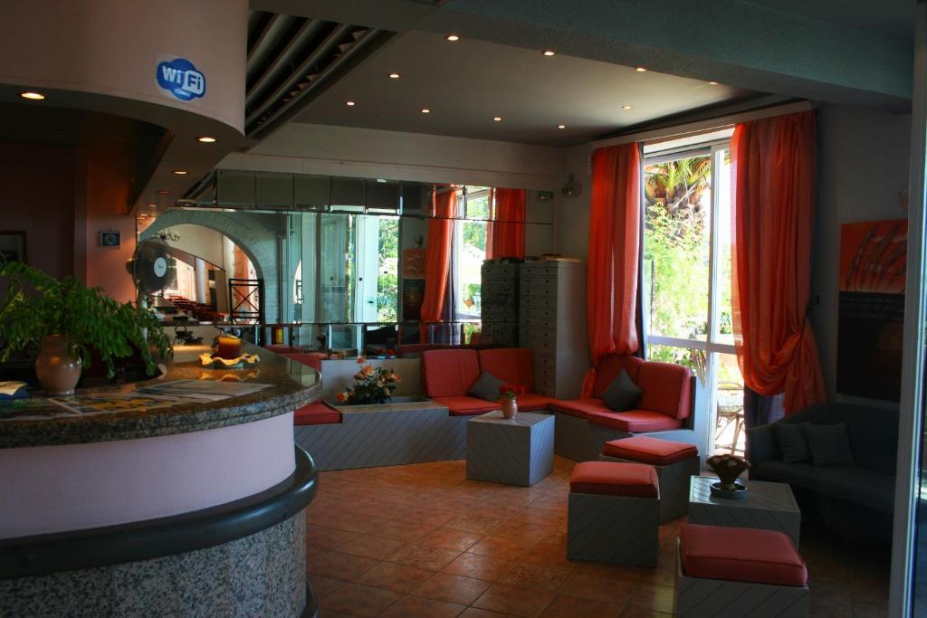 Aegli Hotel Perama  Exteriér fotografie