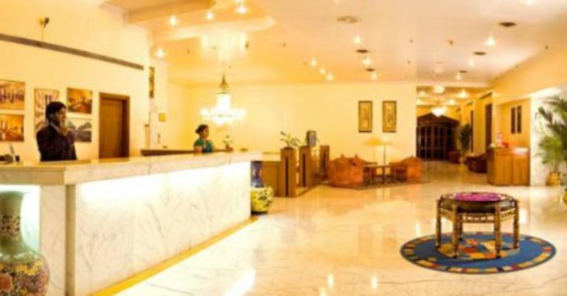 Hotel The Capitol Bengalúr Exteriér fotografie