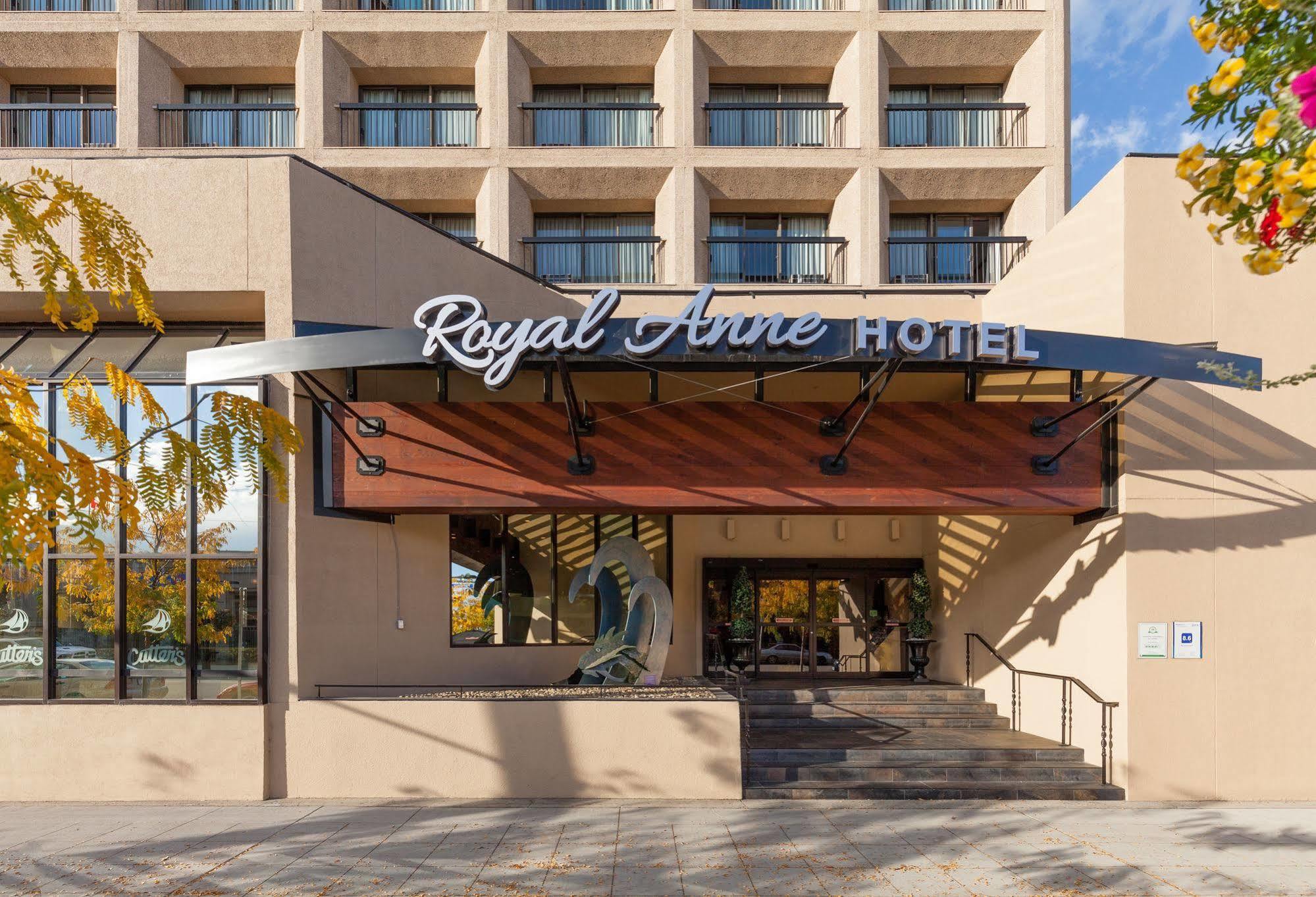 The Royal Anne Hotel Kelowna Exteriér fotografie