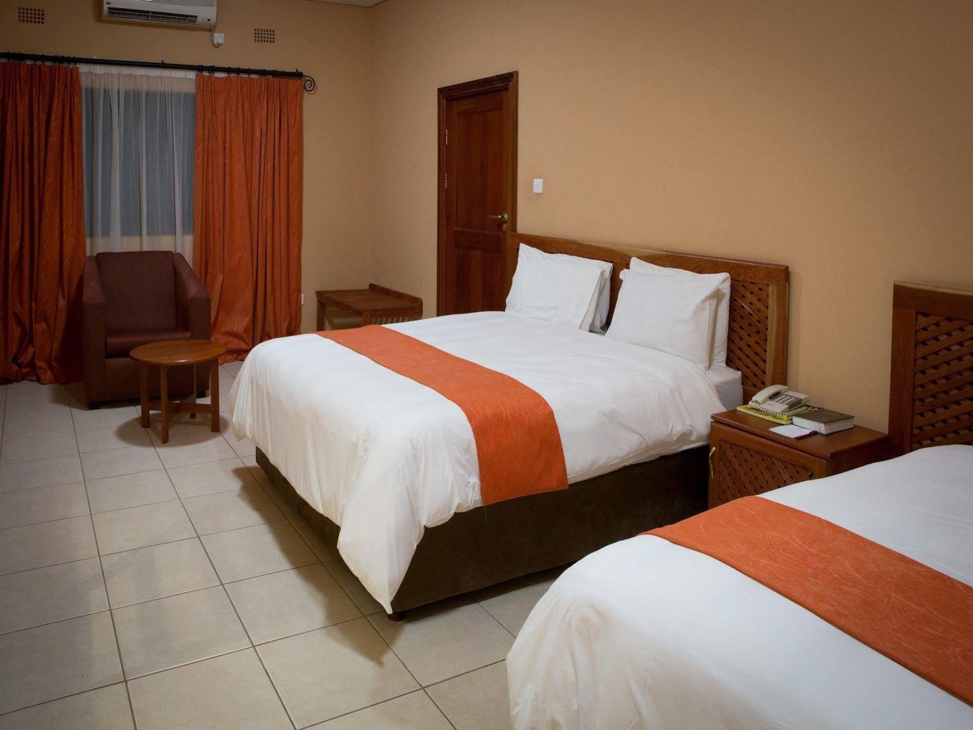 M'Kango Golfview Hotel Lusaka Exteriér fotografie
