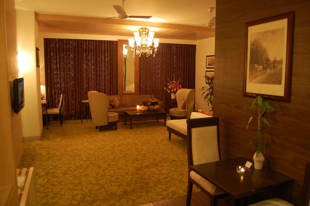 Hotel Centre Point Nágpur Exteriér fotografie