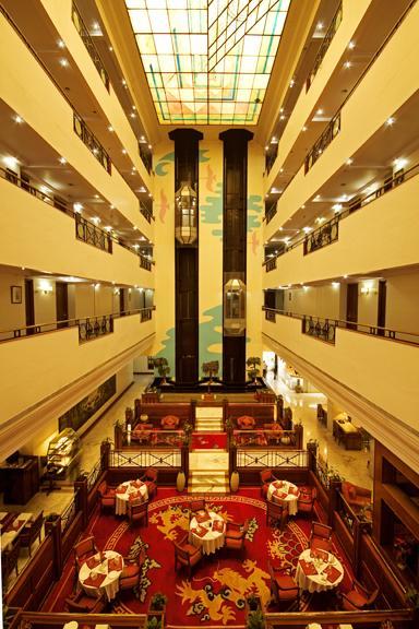 Hotel The Capitol Bengalúr Exteriér fotografie