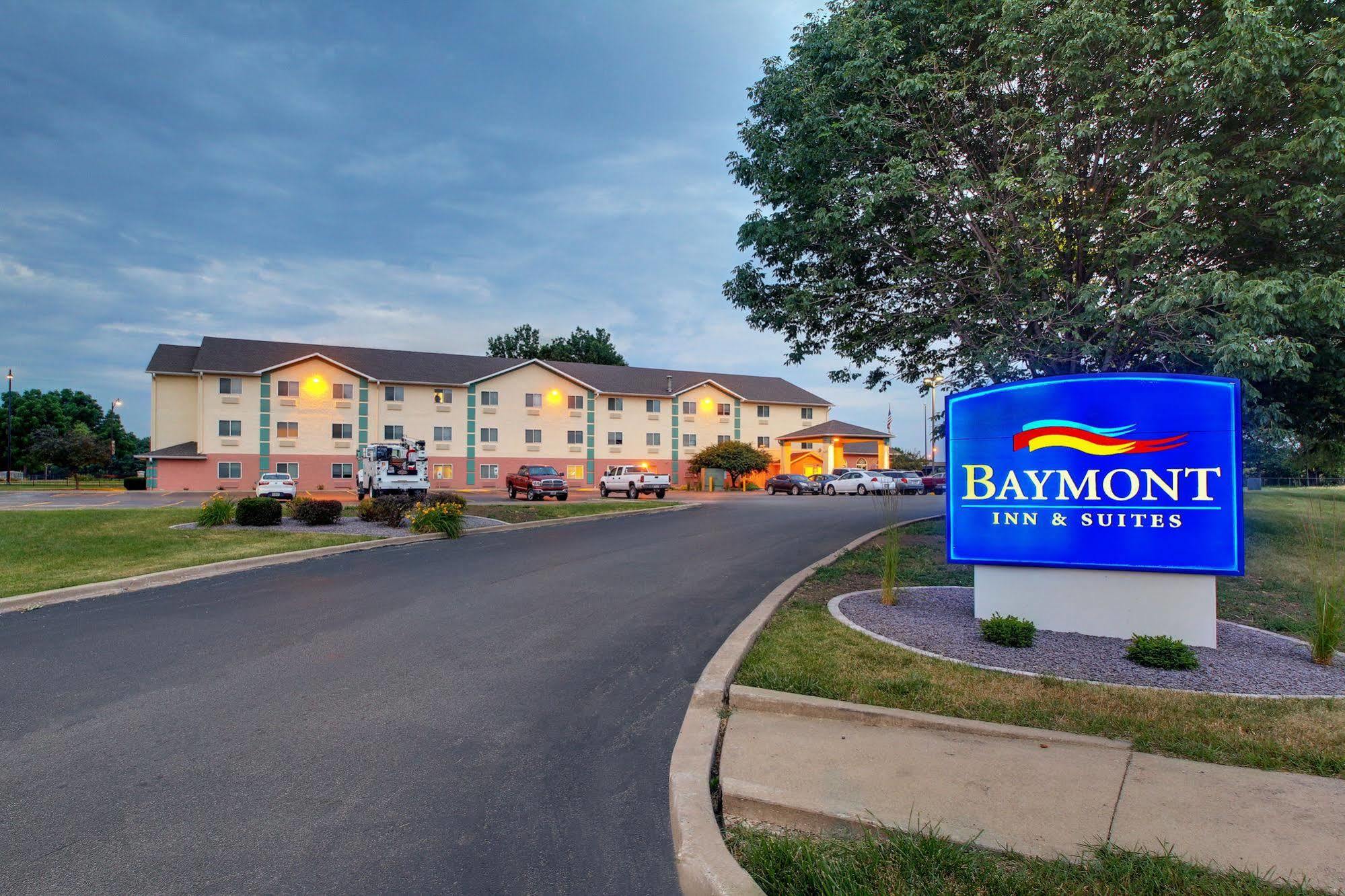 Hotel Baymont By Wyndham Galesburg Exteriér fotografie