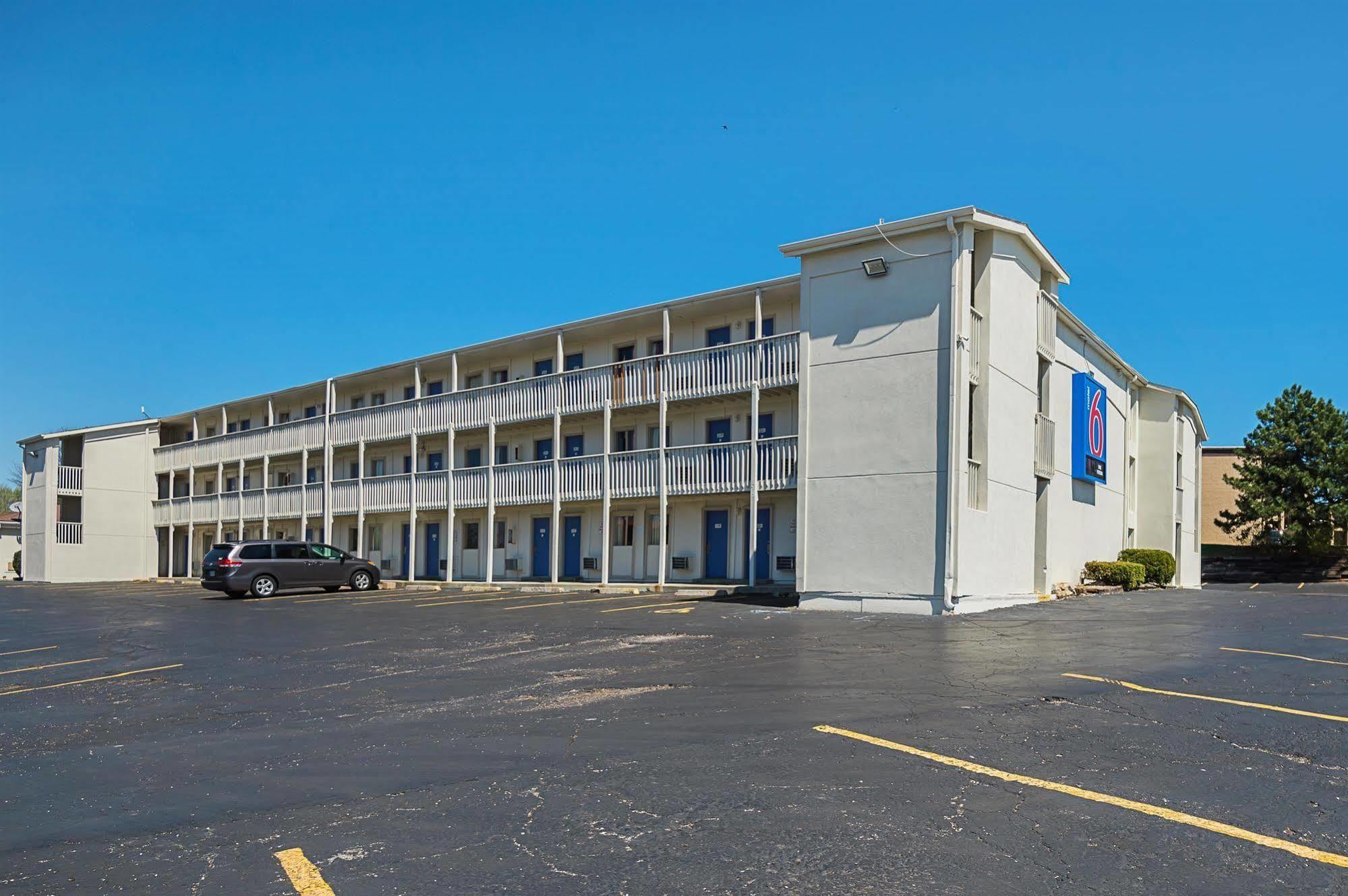Motel 6-Blue Springs, Mo Exteriér fotografie