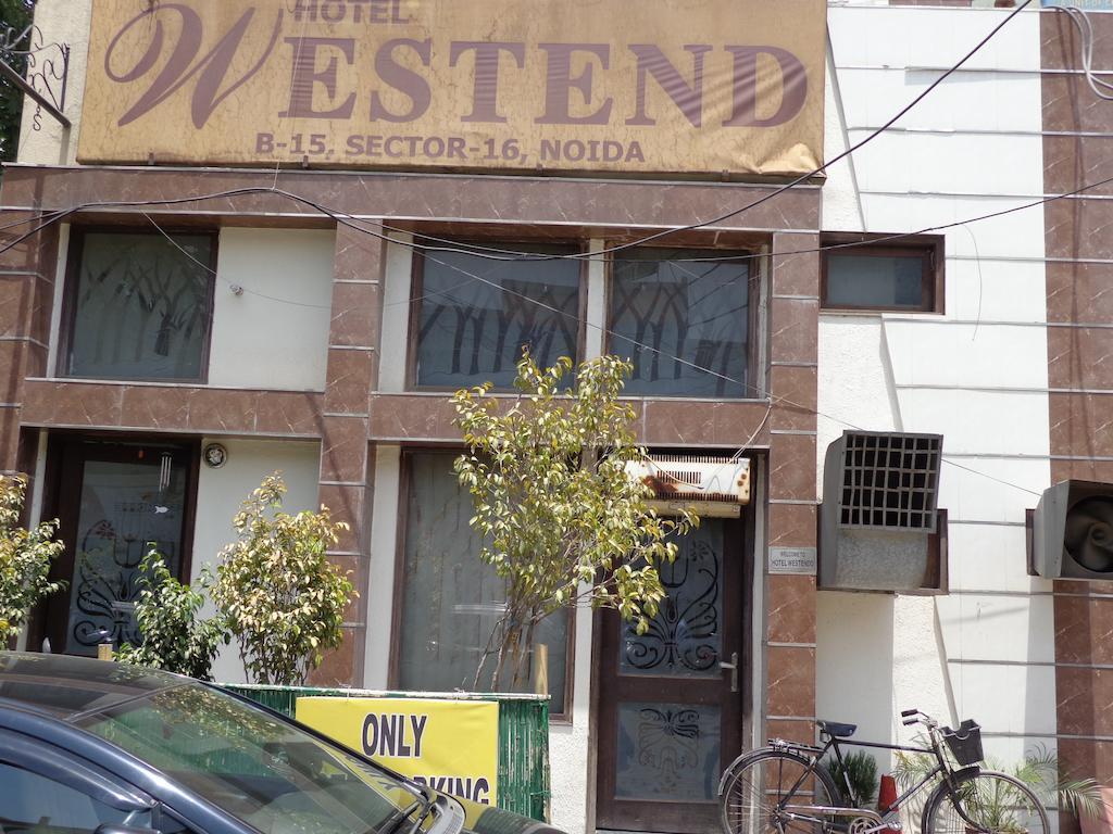 Hotel Westend Noida Exteriér fotografie