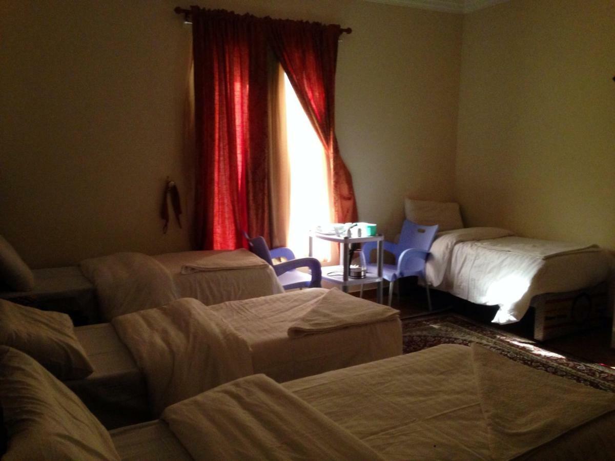 Qasr Al Azizia Hotel Mekka Pokoj fotografie
