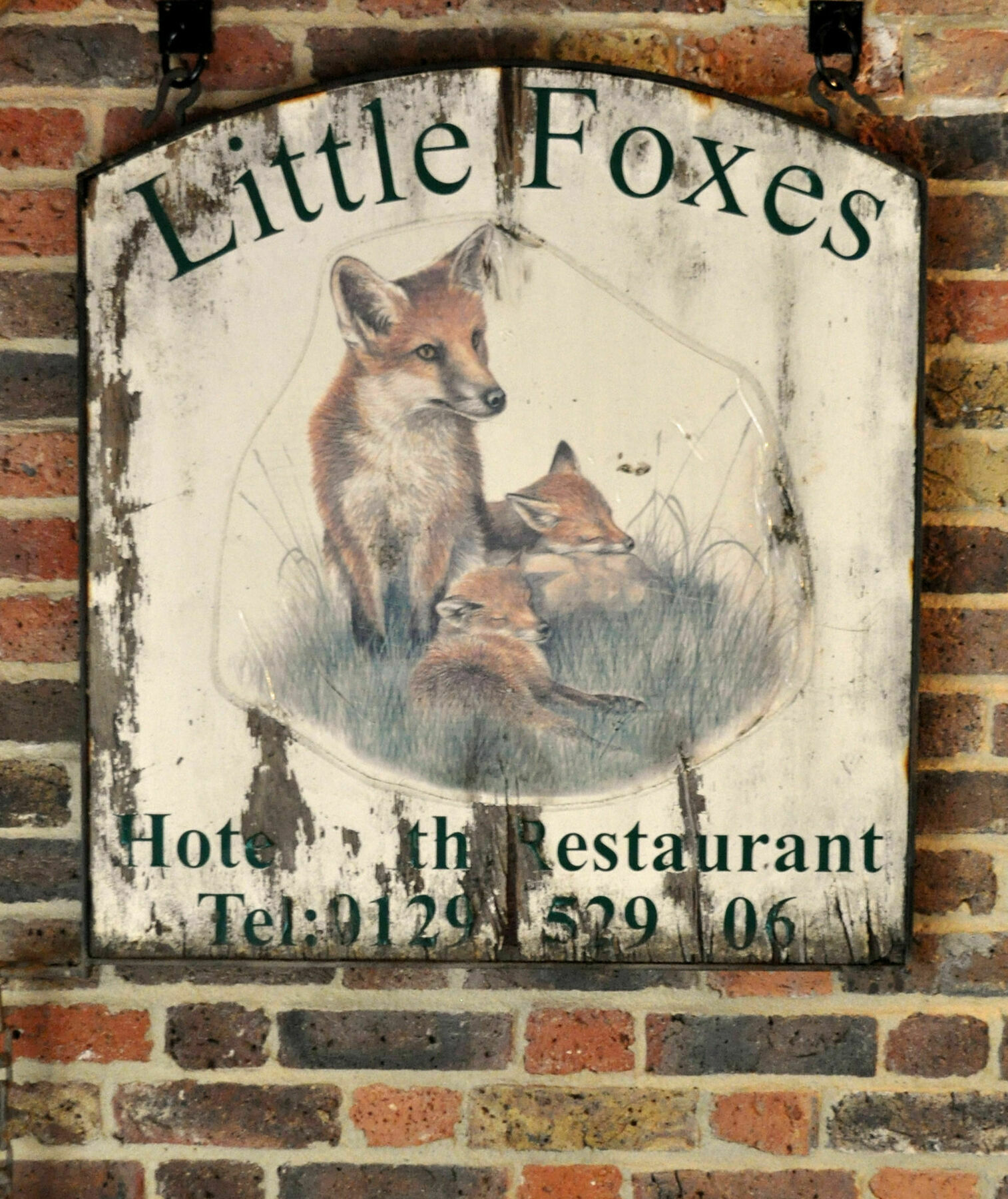 Little Foxes Hotel & Gatwick Airport Parking Crawley  Exteriér fotografie