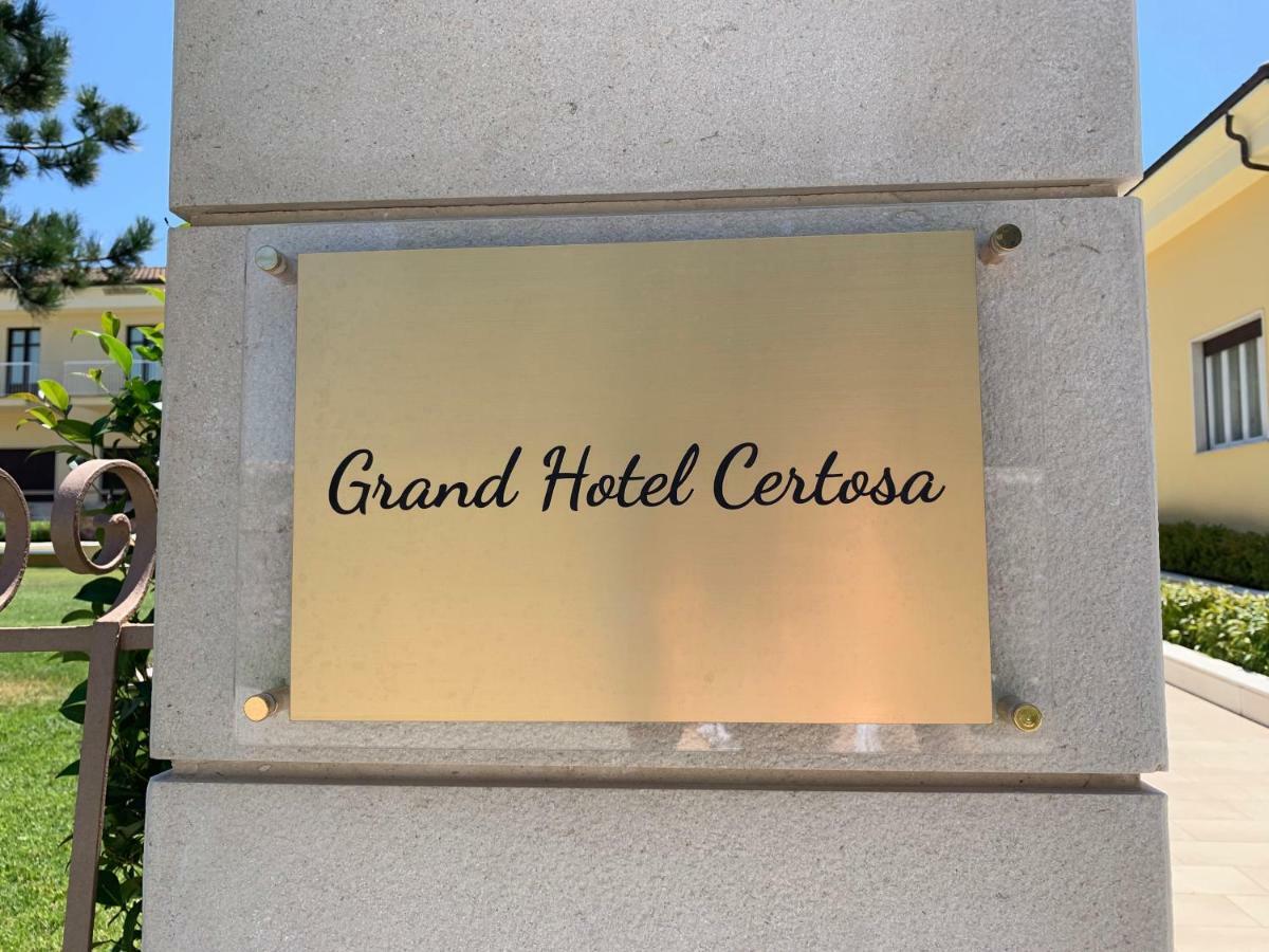 Hotel Certosa Padula Exteriér fotografie