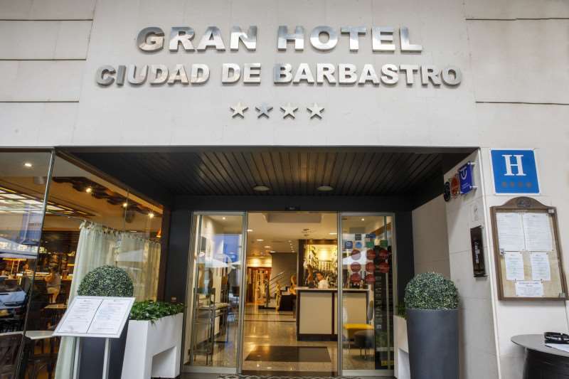 Gran Hotel Ciudad De Barbastro Exteriér fotografie