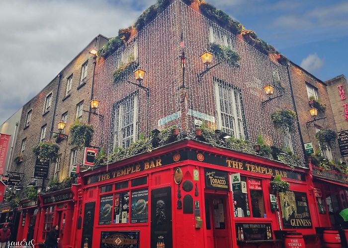 Temple Bar photo