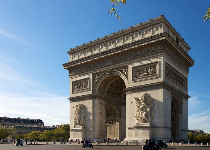 Arc de Triomphe photo
