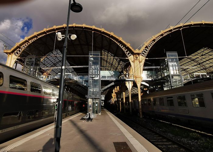Nice-Ville Train Station photo