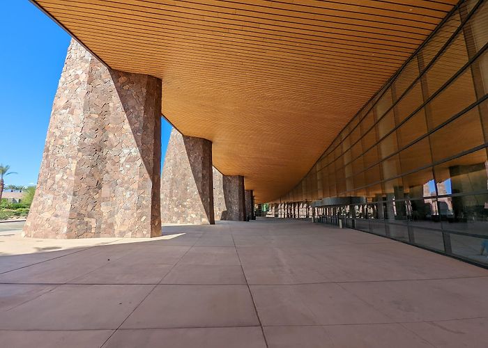 Palm Springs Convention Center photo