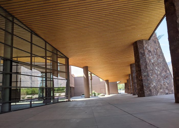 Palm Springs Convention Center photo