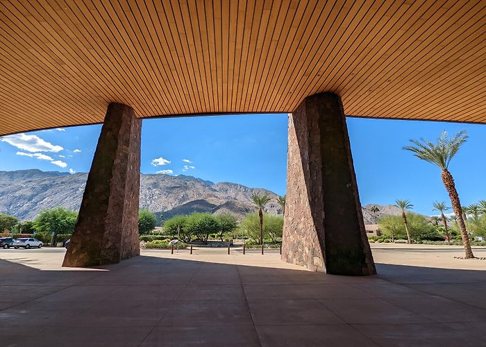 Palm Springs Convention Center photo